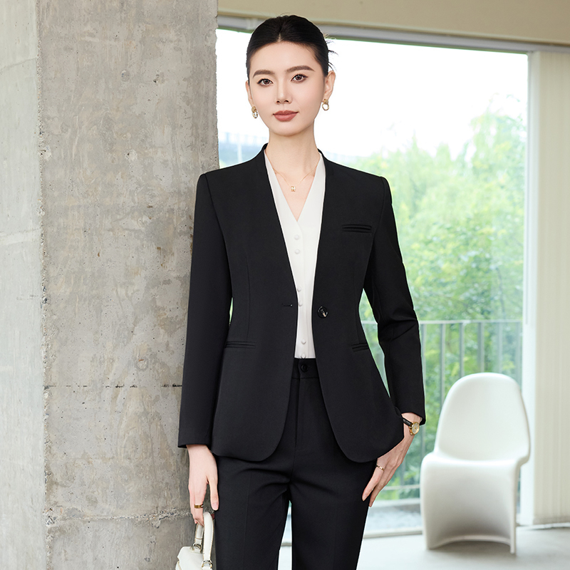 Tailleur pantalone formali da  - Women Formal Wear Interview recensione e prezzo