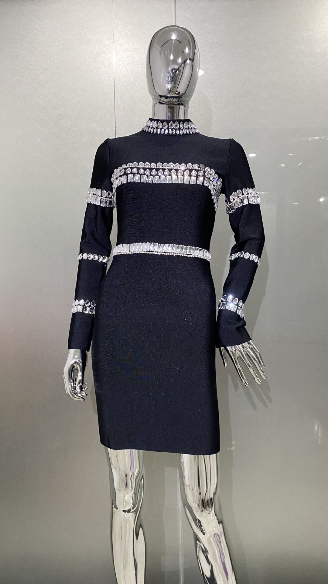 Abito Nero con Collo Semi-Alto - Women'S Semi Formal Evening Wear recensione e prezzo