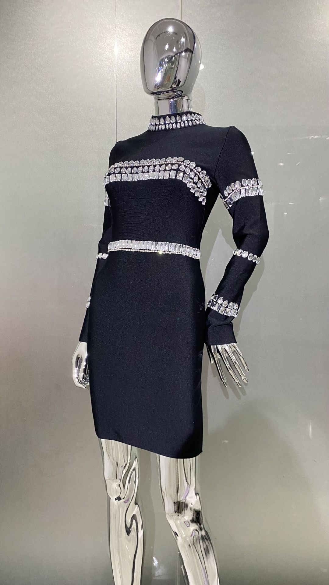 Abito Nero con Collo Semi-Alto - Women'S Semi Formal Evening Wear recensione e prezzo