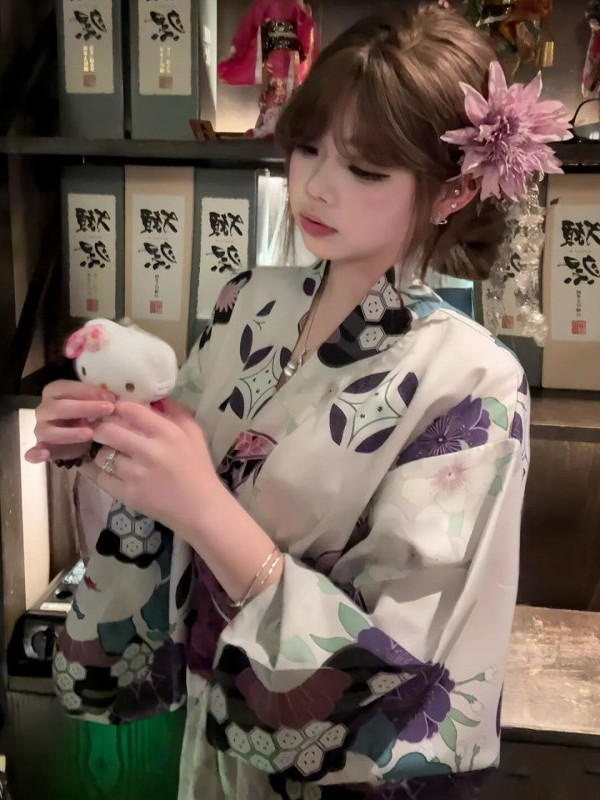 Kimono Tradizionale Viola per  - Women'S Formal Traditional Wear recensione e prezzo